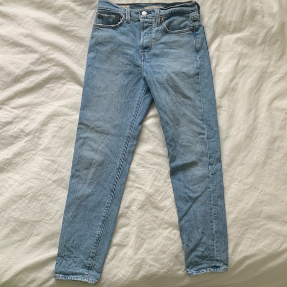 Levi’s Wedgie Jeans - Picture 1 of 5